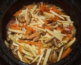 オージービーフとごぼうの炊き込みご飯作り方3写真