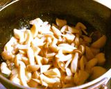 エリンギとしめじのガ−リックバターソテ-作り方2写真