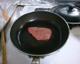 簡単 ステーキ♪ 手作りステーキソースで作り方4写真