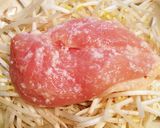 簡単!柔らか鶏胸肉ともやしのネギダレ作り方5写真