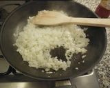 ピンクのリゾット（エビトマト編）作り方1写真