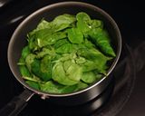 USA発!超簡単ほうれん草と卵のスープ作り方1写真