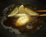 残ったサラダで揚げ餃子♪作り方2写真