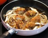 簡単ランチ♡から揚げの卵とじ丼作り方3写真
