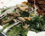 ☆蒸し鶏と春菊・大根の冬サラダ☆作り方4写真