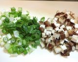椎茸と長葱のトマト卵スープ作り方1写真