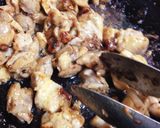 鶏肉とカシューナッツの赤×黒ソース炒め作り方5写真