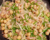 五香粉☆ひよこ豆と大根の中華炒め作り方5写真