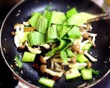 チンゲン菜とぶなしめじのペペロンチーノ風作り方5写真