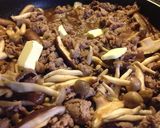 つゆだく!バターきのこ牛丼作り方3写真