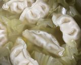 焼き用餃子で☆餃子,白菜,コーンのスープ作り方3写真