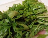 簡単クルっとジュワ～♪豚バラの水菜ロール作り方1写真