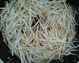 茎ワカメとモヤシのオイスターソース炒め作り方2写真