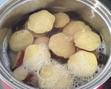 薩摩芋とこんがりベーコンのごまマヨサラダ作り方1写真