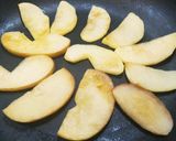 簡単／シナモン香る焼き林檎ソテー◆朝食に作り方3写真