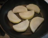 下ゆでした大根と鶏肉のソテーかば焼き風作り方3写真