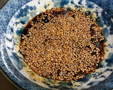 甘い醤油でほうれん草のごま和え作り方1写真