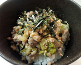 レタスと豚ミンチを卵とじ♪簡単そぼろ丼作り方4写真