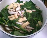 簡単 ほうれん草 椎茸 油揚げの 味噌汁作り方5写真