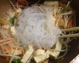 身近な調味料で作る、タイ風焼きそば作り方4写真