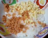 可愛い・おいしい＊鮭たまおにぎり作り方2写真