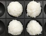 たこ焼き器でミニ焼きおにぎり♡作り方3写真