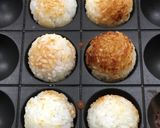 たこ焼き器でミニ焼きおにぎり♡作り方4写真