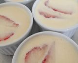 トロッと濃厚〜♪いちごの焼きプリン♡作り方5写真