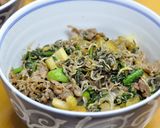 簡単◎春菊とセロリと豚肉とおじゃこの丼作り方4写真