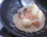 鮭とじゃが芋のみそミルク煮作り方5写真