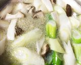 ＊風邪に＊鶏肉とネギのぽかぽかスープ作り方3写真