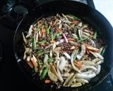 牛ひき肉とごぼうのシャキシャキ丼作り方4写真