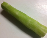 生・茎レタスとキクラゲの塩炒め作り方3写真