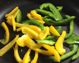 生・茎レタスとキクラゲの塩炒め作り方5写真
