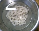 簡単 イカ 白菜 蓮根 オイスター炒め作り方1写真
