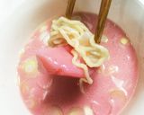 可愛いぴんくカレーラーメン作り方2写真