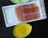 簡単！手巻き生ハム(///ω///)♪作り方1写真