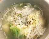 生姜でポカポカ☆白菜とエノキのスープ作り方8写真