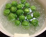 芽キャベツのアンチョビ炒め作り方1写真
