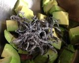 超簡単！アボカドの塩昆布和え作り方2写真