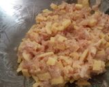 さつまいもと鶏ひき肉の落とし焼き♧作り方3写真