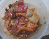 焼きアボカドとマグロのキムチ納豆和え☆作り方1写真