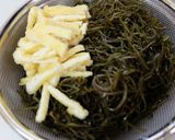 きざみ昆布の炒め煮・・お弁当や常備菜に。作り方1写真
