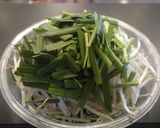 ごま麺つゆマヨ！　にらもやし納豆サラダ♡作り方1写真