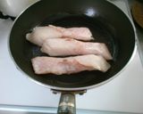 簡単 フライパンで タラ みりん醤油焼き作り方2写真