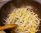 “豆”もやしオンリー炒め。作り方2写真