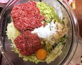 パリッとジューシー♡絶品餃子！作り方2写真