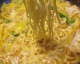 超簡単で美味しい！絶品餃子鍋【もつ鍋風】作り方6写真