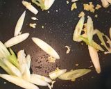 10分で簡単おかず★豚肉とレタスの塩炒め作り方4写真