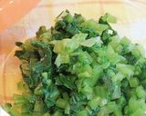 葉っぱも使うよ♬カブとなめこのお味噌汁♡作り方17写真